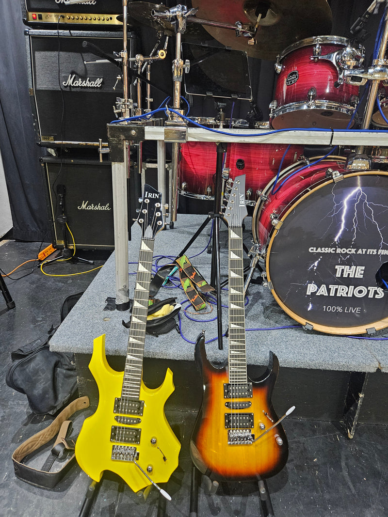 R-180 Electric Guitar