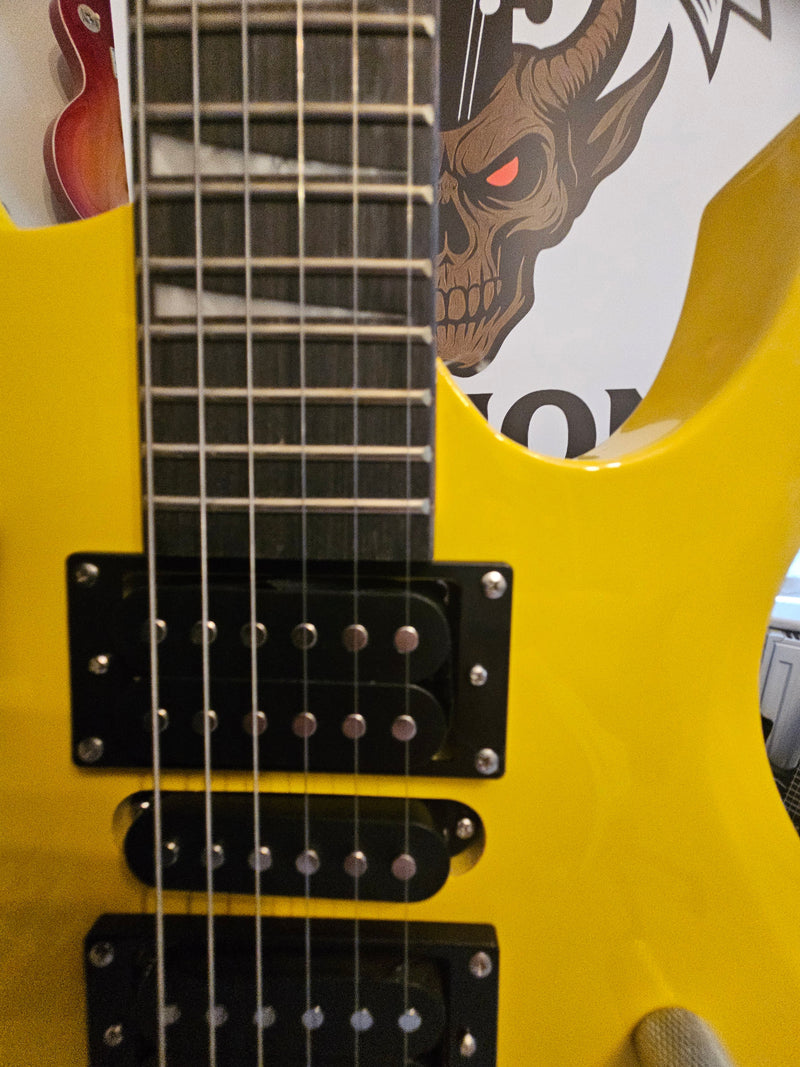 R-180 Electric Guitar