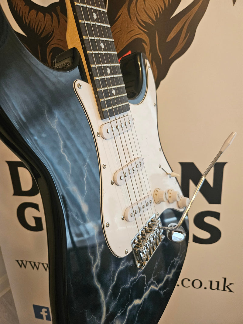 ST-750 Electric Guitar