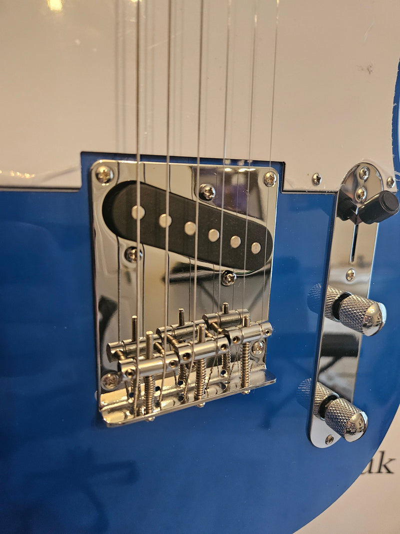 R-160 Electric Guitar