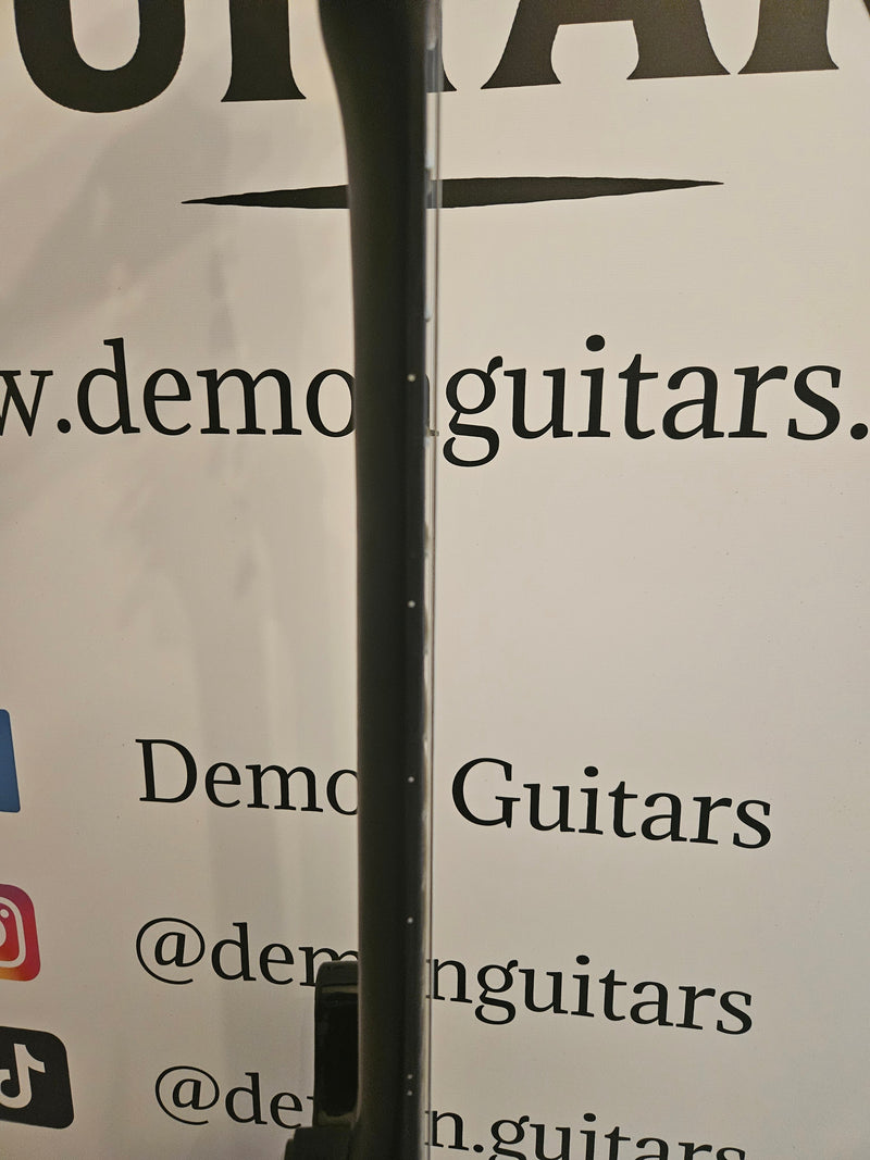 ST-750 Electric Guitar