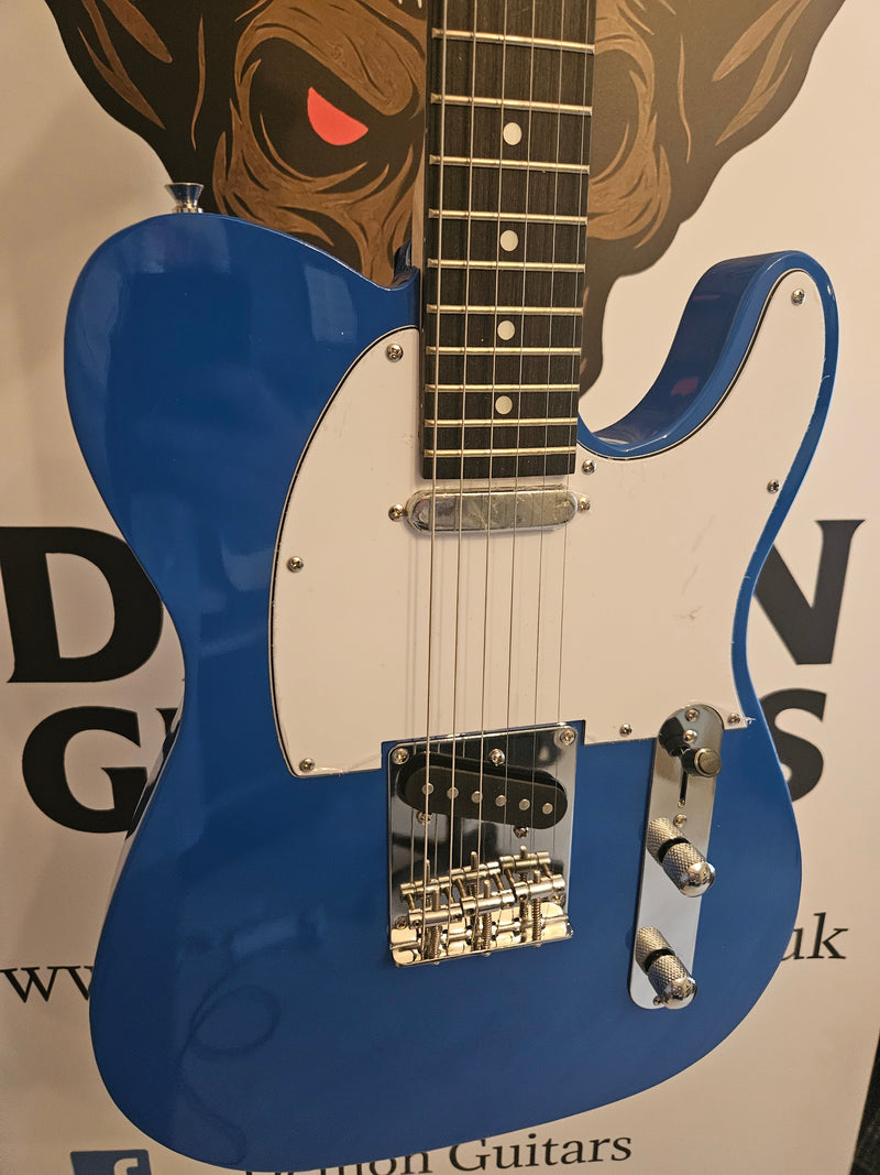 R-160 Electric Guitar